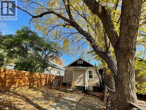 2172 Wallace Street, Regina, SK - Outdoor