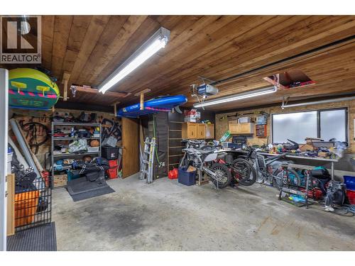 11609 Upper Summit Drive, Coldstream, BC - Indoor Photo Showing Garage
