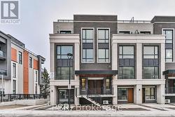 J310 - 11 WALDER LANE  Richmond Hill, ON L4S 0P6