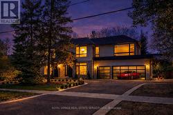204 MAPLE GROVE DRIVE  Oakville, ON L6J 4V3