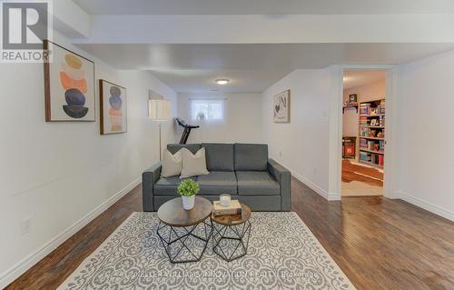 430 Bankside Crescent, Kitchener, ON 