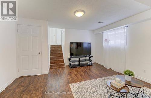 430 Bankside Crescent, Kitchener, ON 