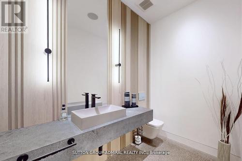 126 Wood Lane, Richmond Hill, ON - Indoor Photo Showing Bathroom