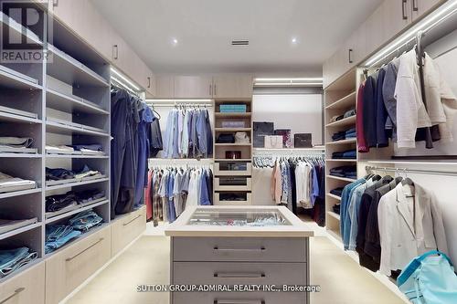 126 Wood Lane, Richmond Hill, ON - Indoor With Storage