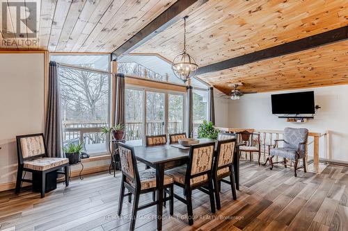71 Ronald Avenue, Tiny, ON - Indoor Photo Showing Dining Room