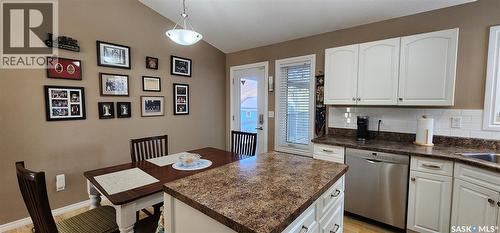 247 Blackburn Crescent, Saskatoon, SK - Indoor Photo Showing Kitchen