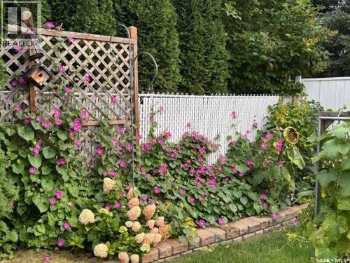 247 Blackburn Crescent, Saskatoon, SK - Outdoor