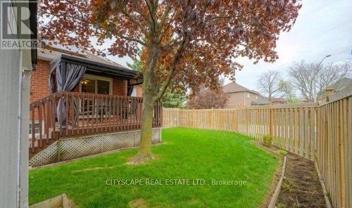6121 Maple Gate Circle, Mississauga, ON - Outdoor