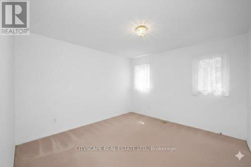 6121 Maple Gate Circle, Mississauga, ON - Indoor Photo Showing Other Room