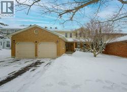 Driveway will fit 4 vehicles - 