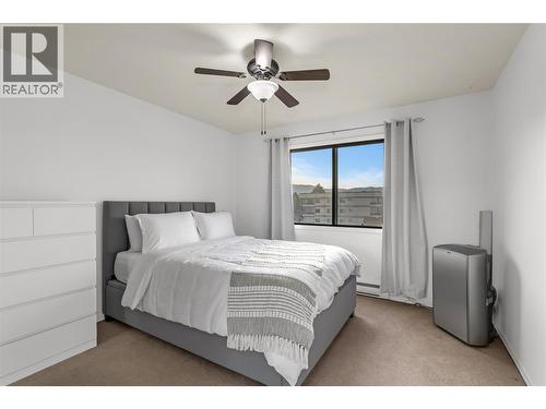 Master Bedroom - 1075 Bernard Avenue Unit# 308, Kelowna, BC - Indoor Photo Showing Bedroom