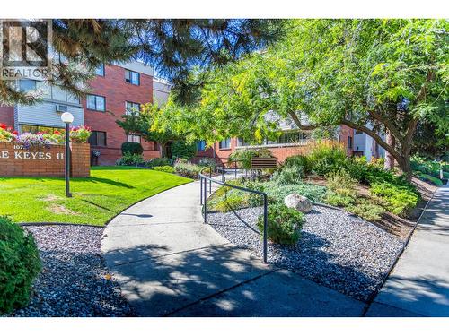 1075 Bernard Avenue Unit# 308, Kelowna, BC - Outdoor