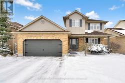 16 FALCONRIDGE COURT  St. Thomas, ON N5R 6J2