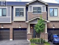 29 HIBISCUS LANE  Hamilton, ON L8K 0A4