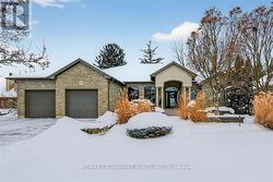 72 YEAGER AVENUE  Norfolk, ON N3Y 5N4