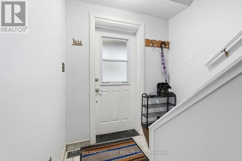 92 Gary Avenue, Hamilton, ON - Indoor Photo Showing Other Room