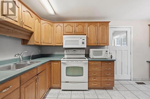 92 Gary Avenue, Hamilton, ON - Indoor Photo Showing Kitchen With Double Sink