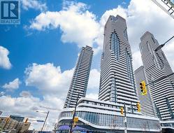 1010 - 8 INTERCHNAGE WAY S  Vaughan, ON L4K 4M3