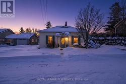 7 WALLACE AVENUE  Caledon, ON L7E 0M5