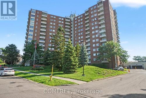 817 - 915 ELMSMERE ROAD  Ottawa, ON K1J 8H8