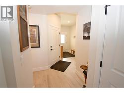 Looking back to foyer - 