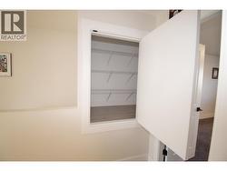 Storage on upper level - 