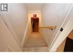 Stairs leading to basement - 