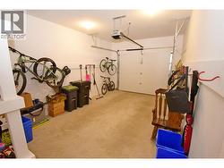 Single car attached garage - 