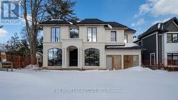 189 WEYBOURNE ROAD  Oakville, ON L6K 2T7