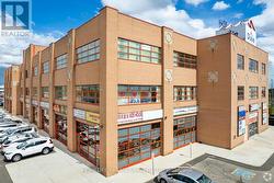 2A - 1550 SOUTHGATEWAY ROAD  Mississauga, ON L4W 5K3