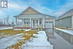 3 BEACHWALK CRESCENT  Fort Erie (Crystal Beach), ON L0S 1B0