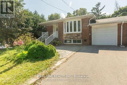 6 ALBERT STREET  Markham, ON L3P 2T2