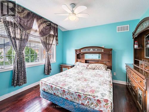 26 Tangleridge Boulevard, Brampton, ON - Indoor Photo Showing Bedroom