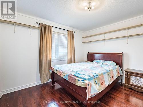 26 Tangleridge Boulevard, Brampton, ON - Indoor Photo Showing Bedroom