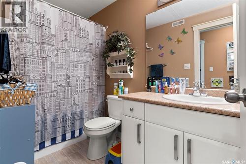 1358 Arthur Street, Regina, SK - Indoor Photo Showing Bathroom
