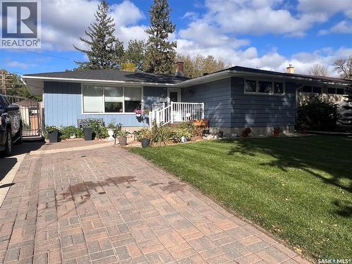 1812 Grant Drive, Regina, SK - Outdoor With Deck Patio Veranda