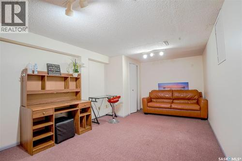 1812 Grant Drive, Regina, SK - Indoor