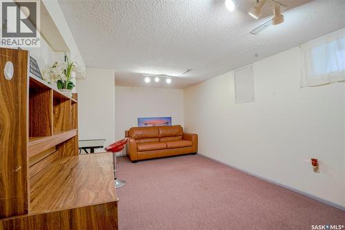 1812 Grant Drive, Regina, SK - Indoor