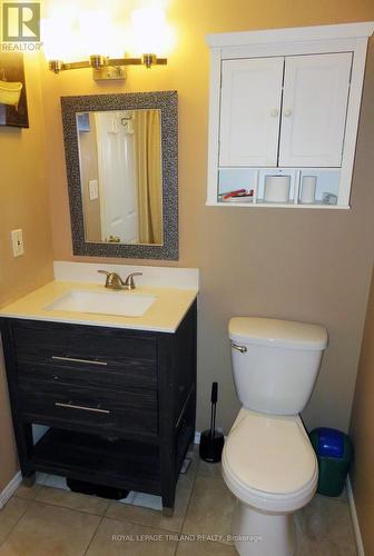 25 - 505 Proudfoot Lane, London North (North N), ON - Indoor Photo Showing Bathroom