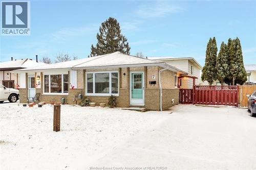 7 SATINWOOD  Leamington, ON N8H 4P1