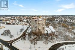 Vibrant area, with even the 406 access nearby! - 