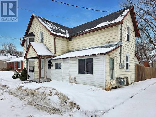 5 Robinson Avenue, Smiths Falls, ON - Outdoor