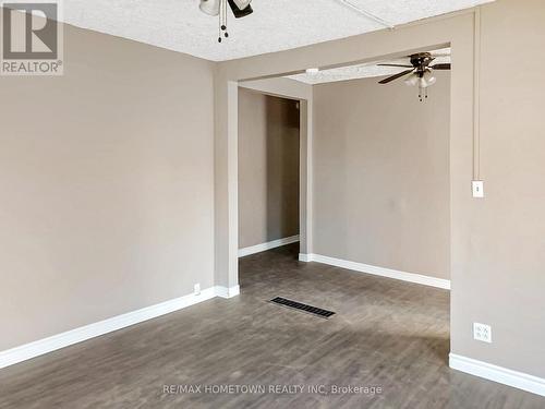 5 Robinson Avenue, Smiths Falls, ON - Indoor Photo Showing Other Room