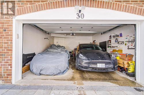 30 Marlow Crescent, Markham, ON - Indoor Photo Showing Garage