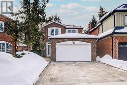 30 MARLOW CRESCENT  Markham, ON L3R 4P5