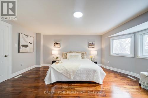 30 Marlow Crescent, Markham, ON - Indoor Photo Showing Bedroom