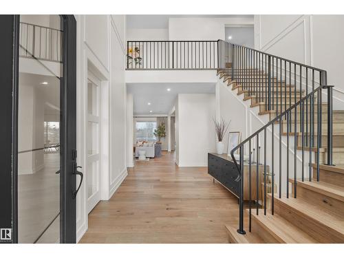 4183 Cameron Heights Pt Nw, Edmonton, AB - Indoor Photo Showing Other Room