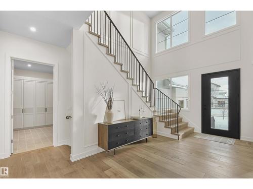 4183 Cameron Heights Pt Nw, Edmonton, AB - Indoor Photo Showing Other Room