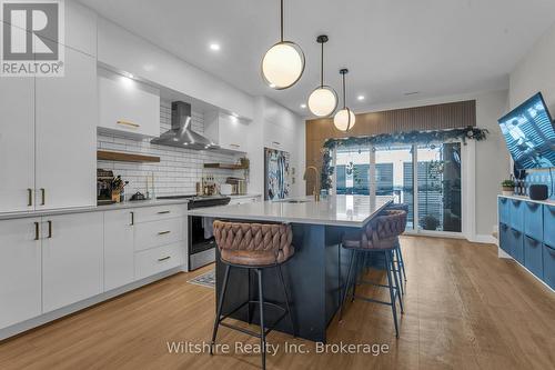 1105 - 361 Quarter Town Line, Tillsonburg, ON - Indoor Photo Showing Kitchen With Upgraded Kitchen