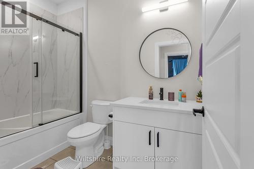 1105 - 361 Quarter Town Line, Tillsonburg, ON - Indoor Photo Showing Bathroom